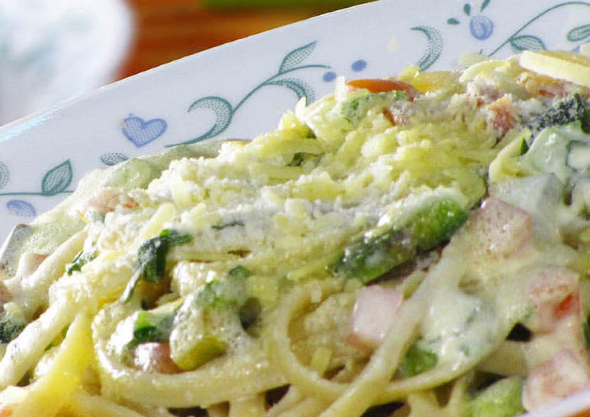 Banner_spaghetti-huevo-doria-con-queso-crema-y-tomate (1) (1)