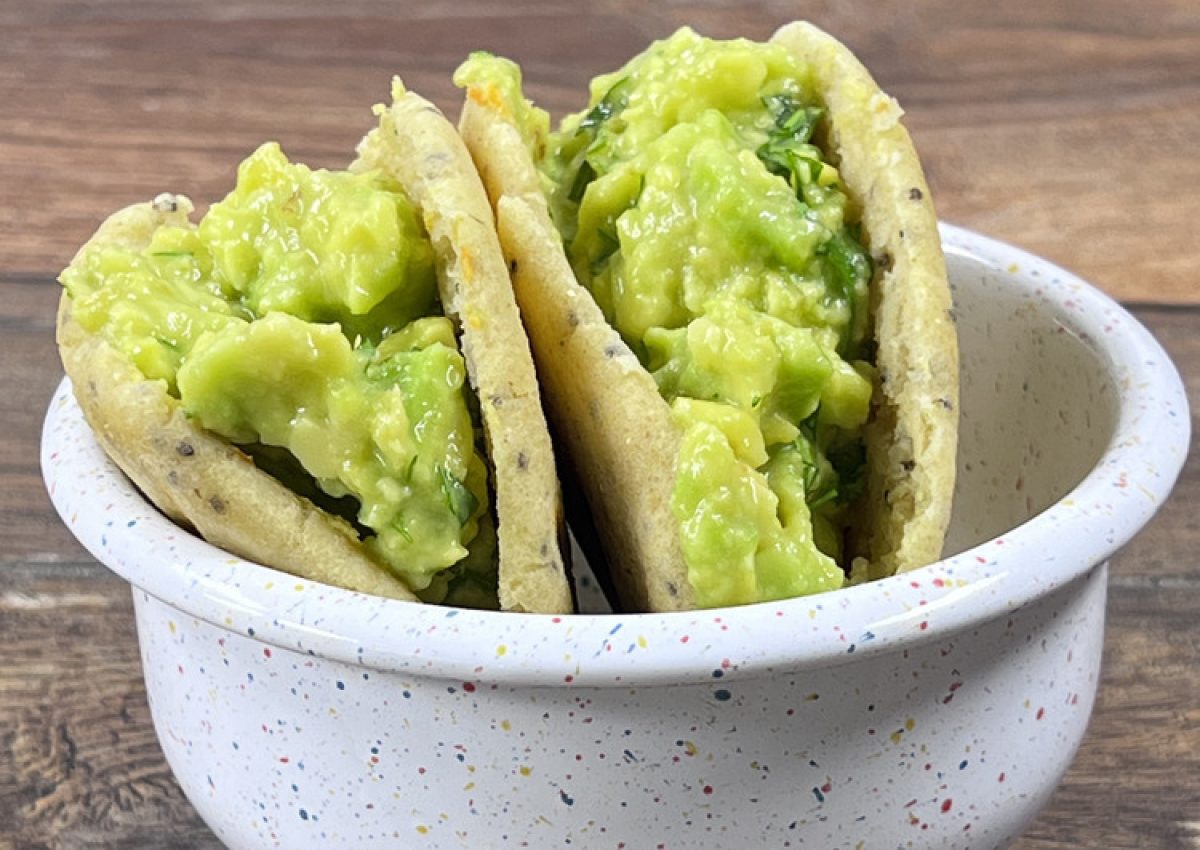 arepas-con-queso-y-aguacate-banner
