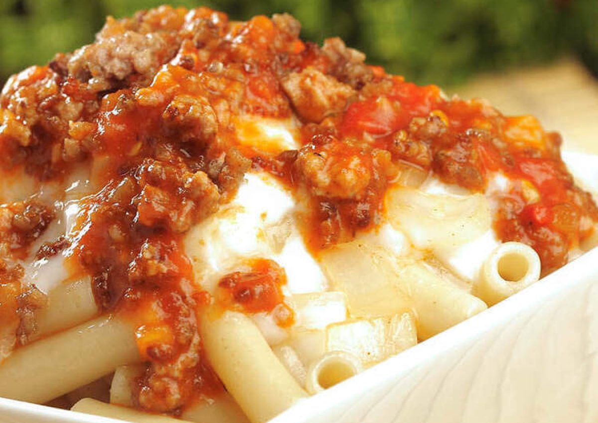 banner_macarrones_carne_molida_arverjas_tomate