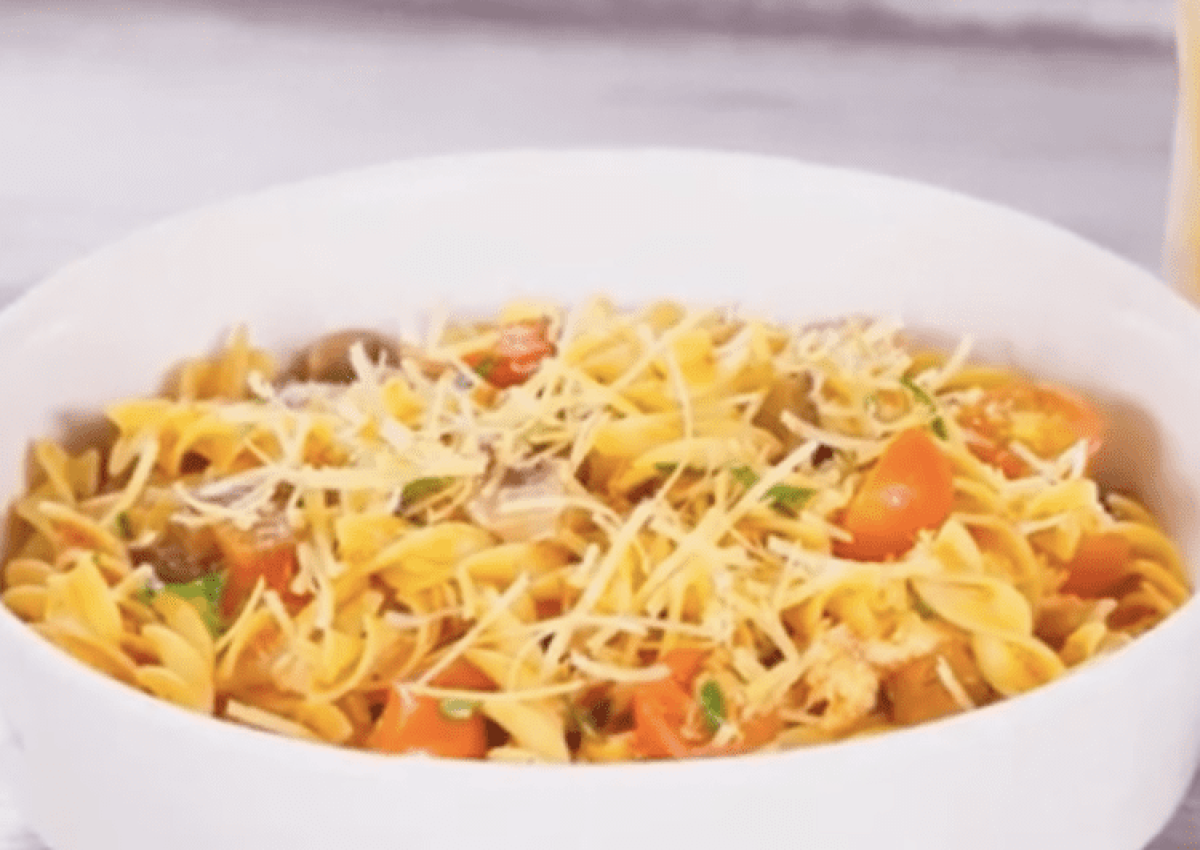 tornillo-doria-sin-gluten-salteado-con-pollo-y-portobellos-banner (1)